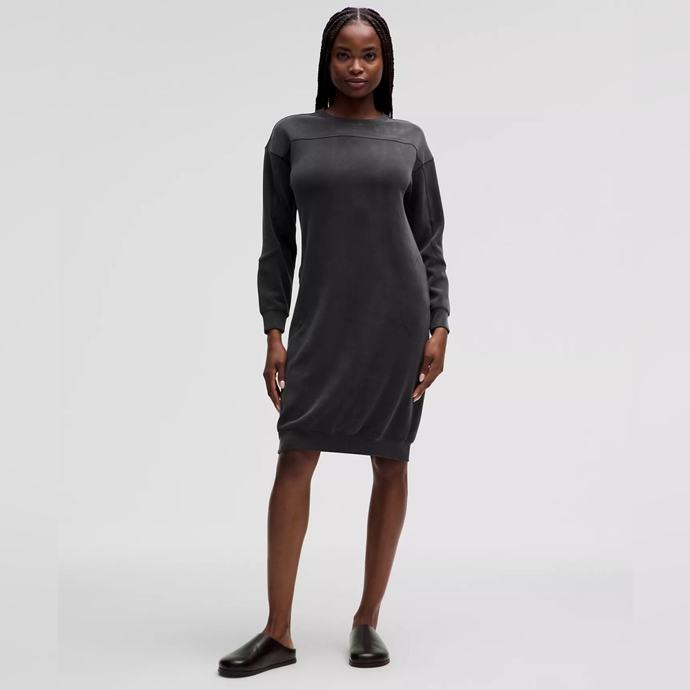 Lululemon Softstreme Midi Dress size 6 Black BLK